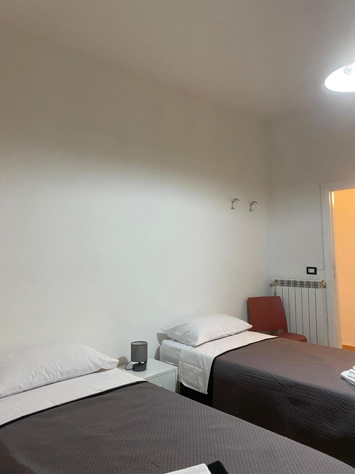 Tre Regine Napoli Apartment Bagian luar foto