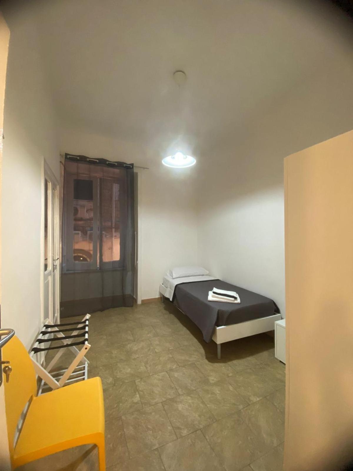 Tre Regine Napoli Apartment Bagian luar foto